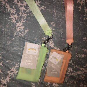 Wallet Wristlets (2 Ct)